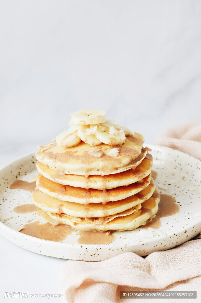 美味香蕉松饼堆叠