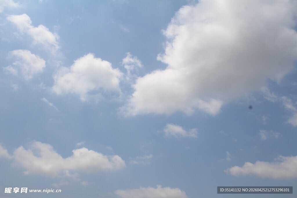 蓝天白云