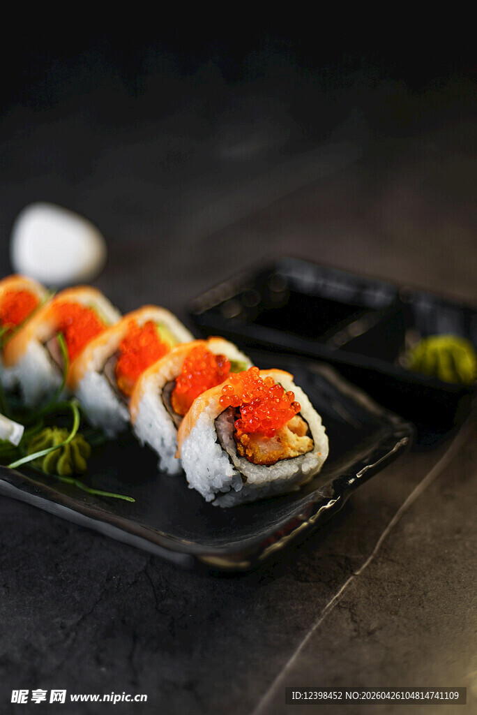 美味寿司摆盘精致