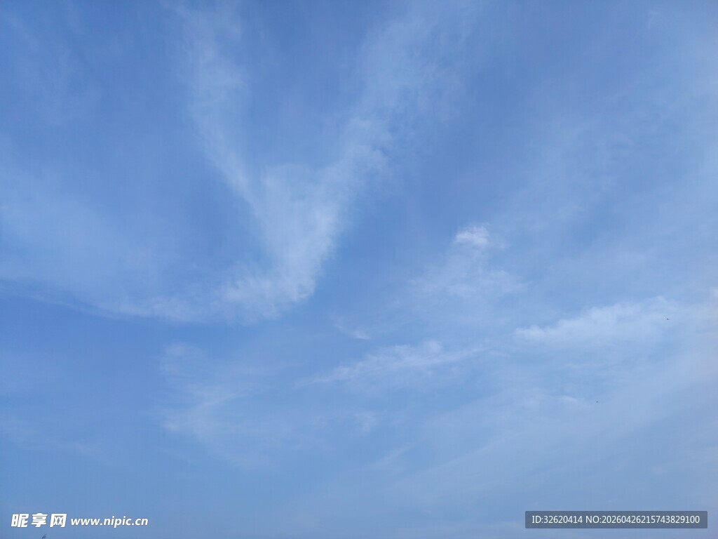 蓝天白云美景