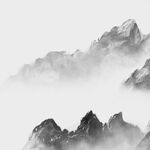 水墨山水间的云雾缭绕