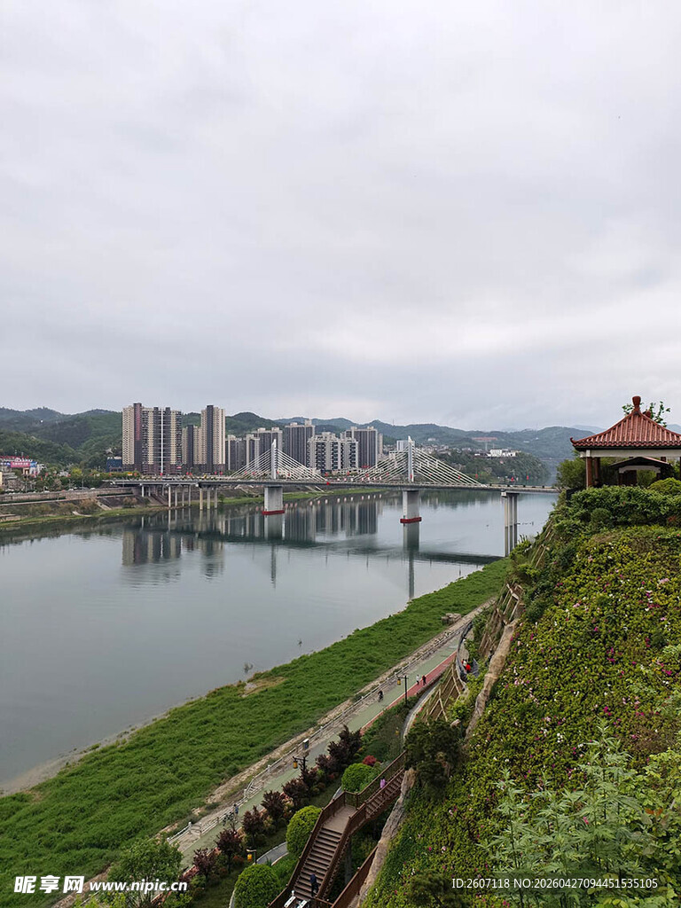 江边美景