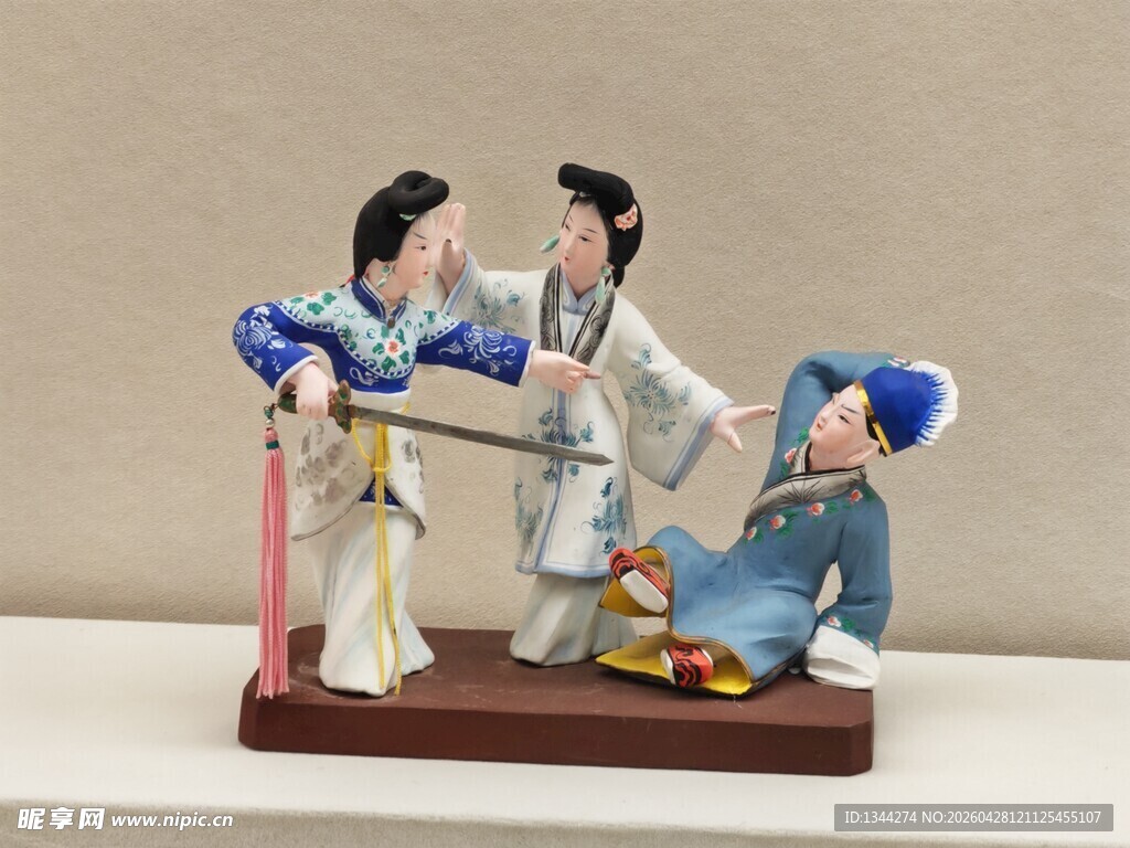 古典戏曲人物摆件