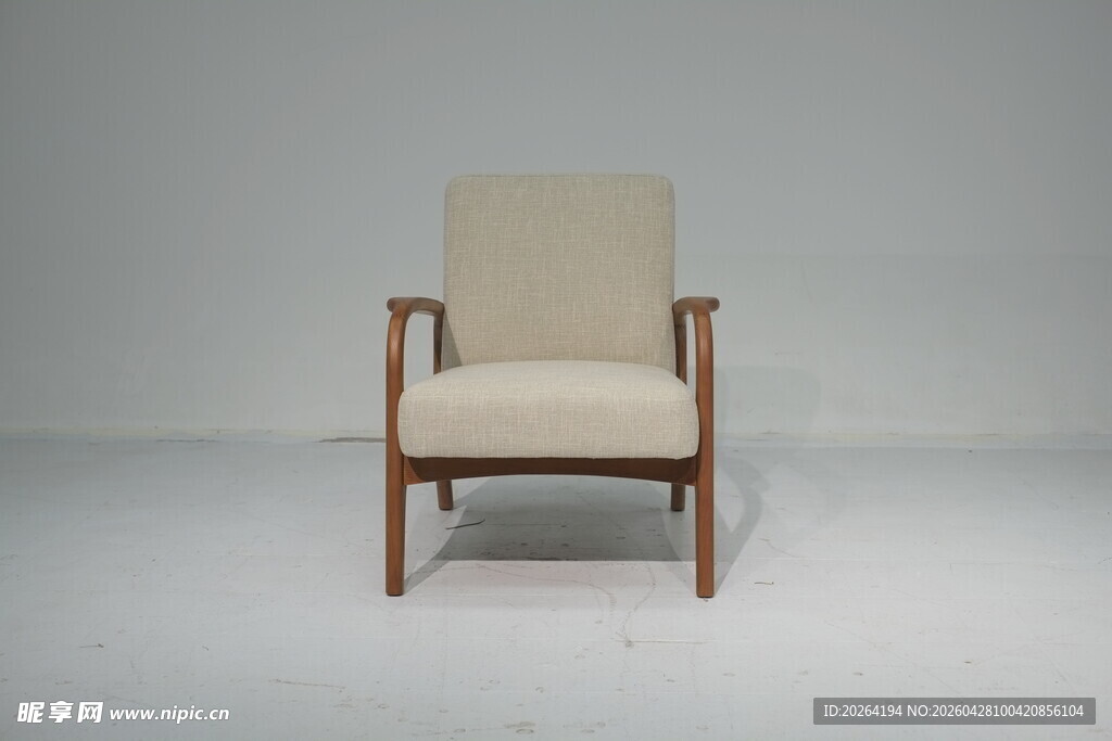 简约木质扶手布艺休闲椅