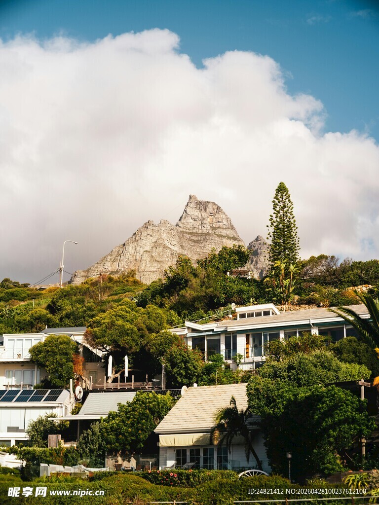 山间别墅美景