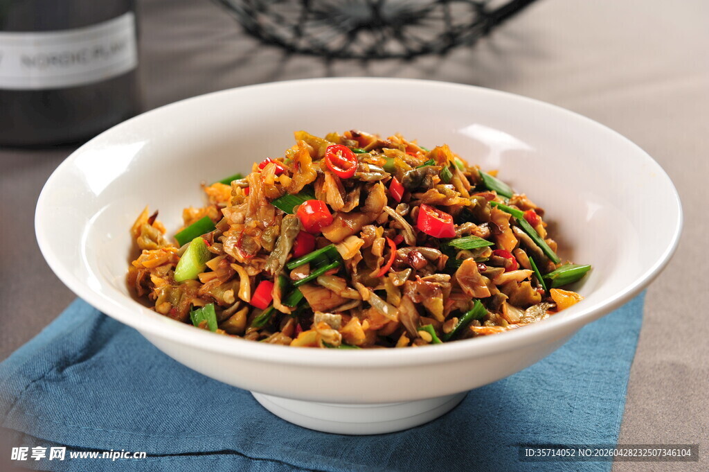 美味肉末蔬菜小炒