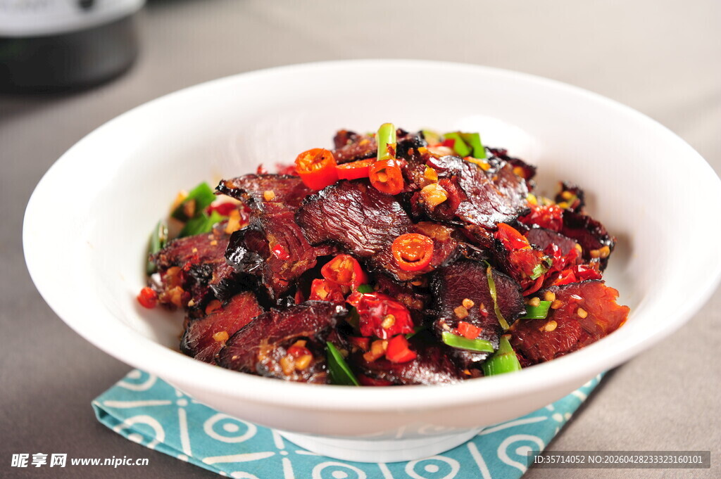 香辣可口的特色炒肉