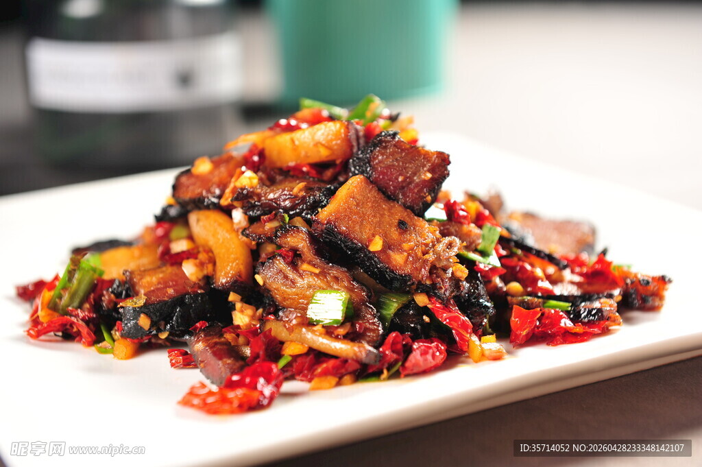 香辣美味炒腊肉