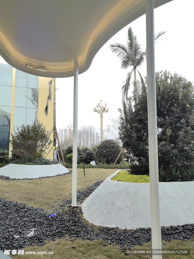 现代户外景观遮阳设施