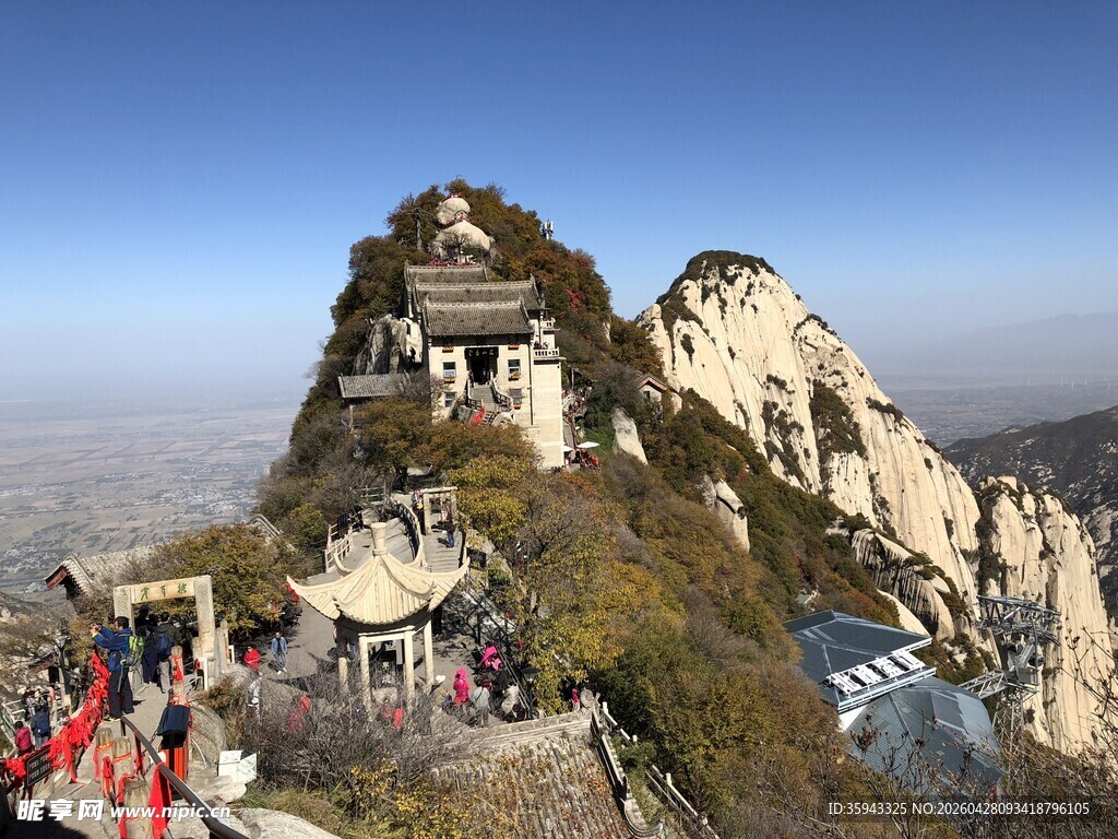 华山之巅古建筑景观