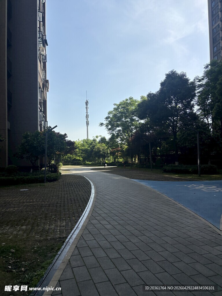 小区内的砖石步道景观
