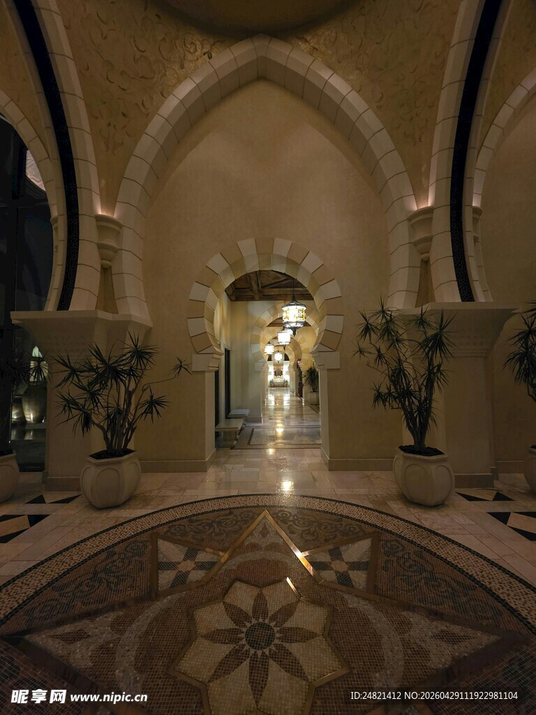 豪华宫殿式大厅内部景观