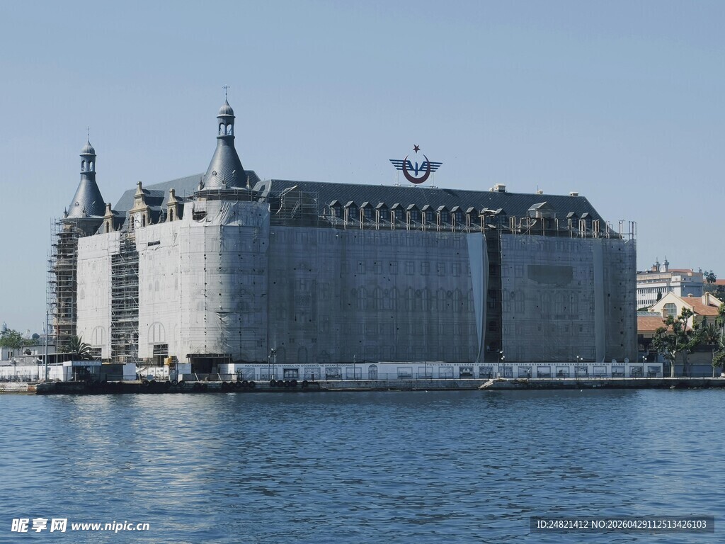 海上巨型建筑