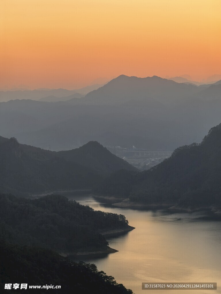 蒙山茶山水库