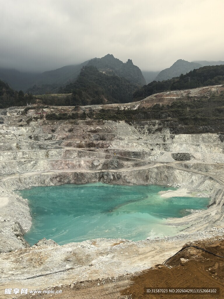 龙胜滑石矿