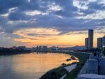 梧州城市河畔绝美日落景观