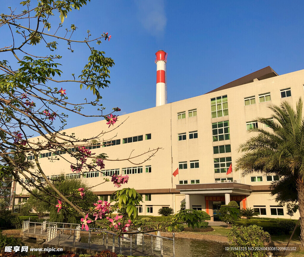 工厂建筑外观及周边景致