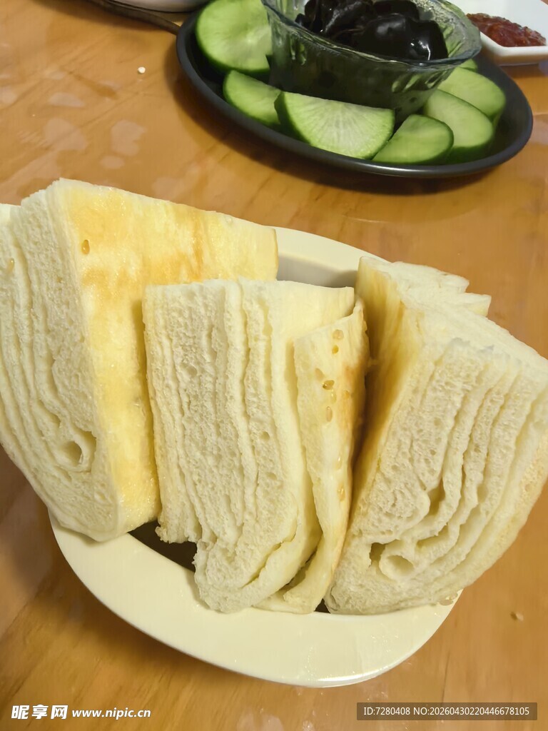 美味夹心面包片