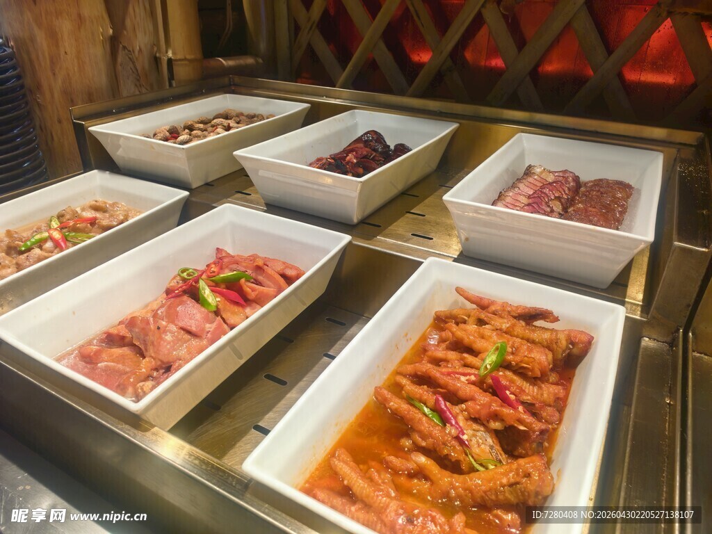 多样美味烤肉食材展示