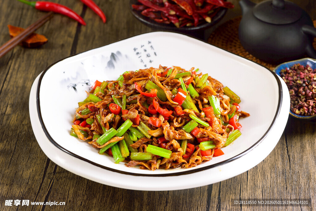 尖椒炒肉丝