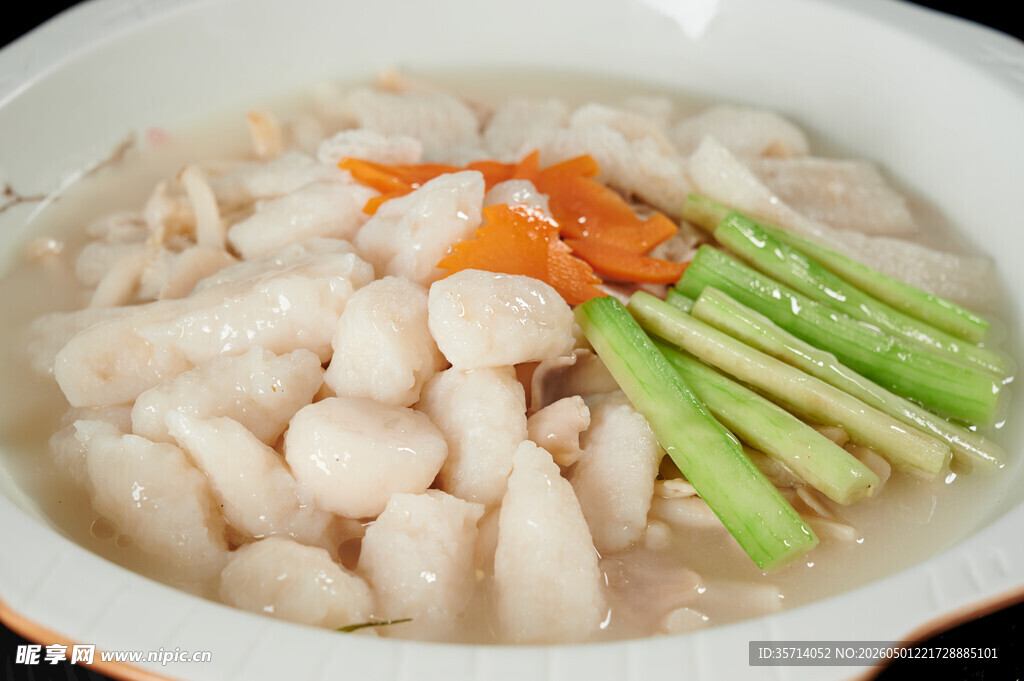 鲜美白玉菇蔬菜煲