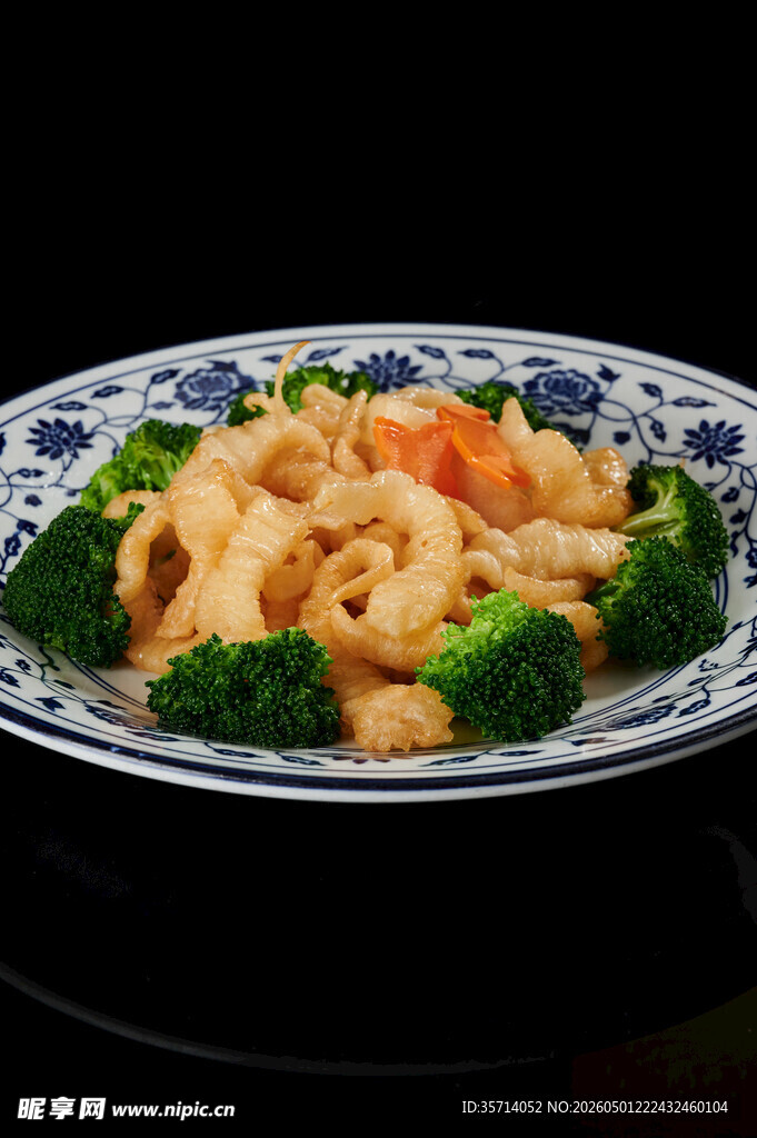 美味西兰花炒意面