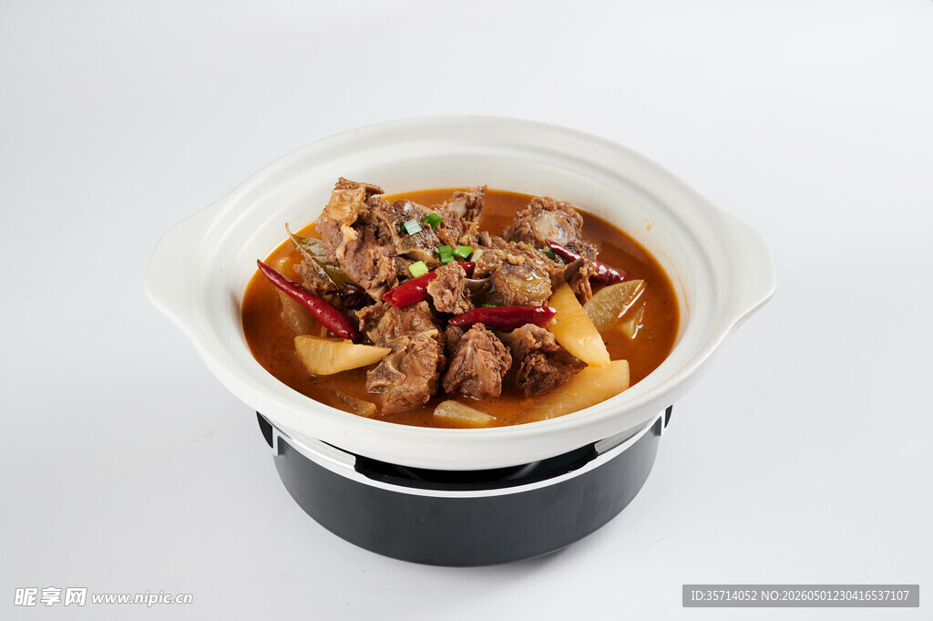 砂锅牛肉炖土豆