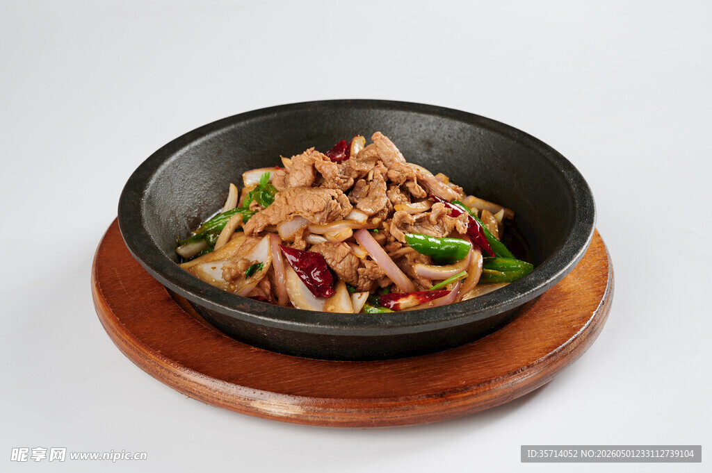 铁板什锦肉丝