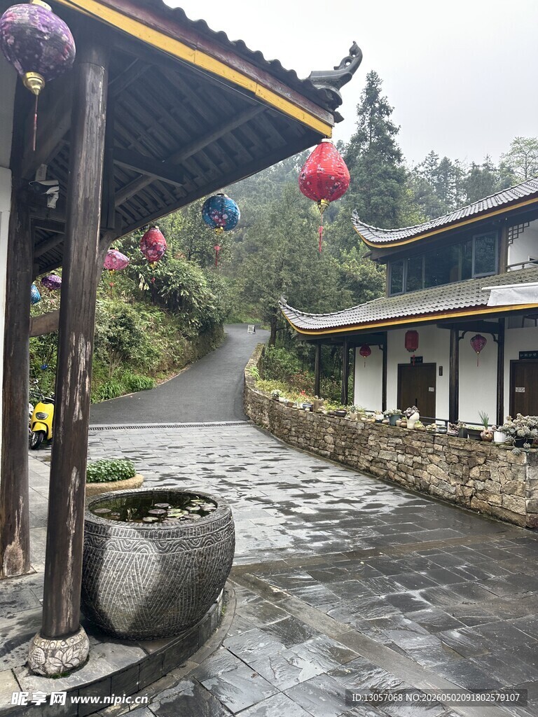古雅村落小道景观