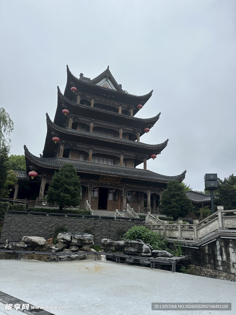 古雅多层楼阁建筑景观