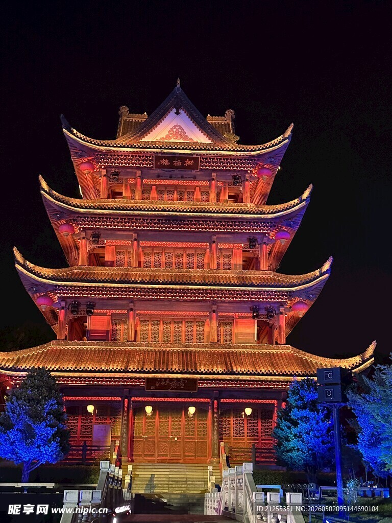 古楼夜景
