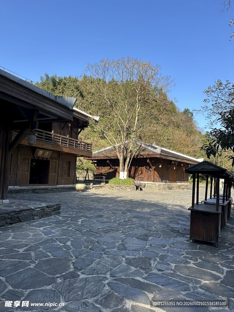 古朴乡村庭院建筑景观