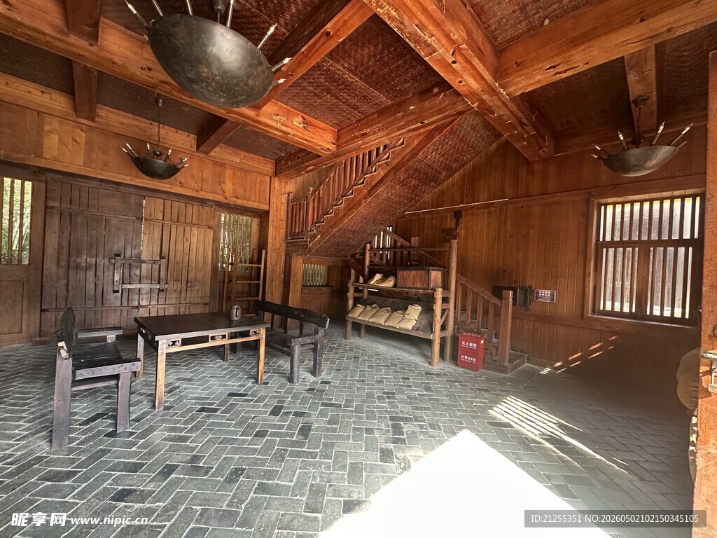 复古阁楼室内温馨场景