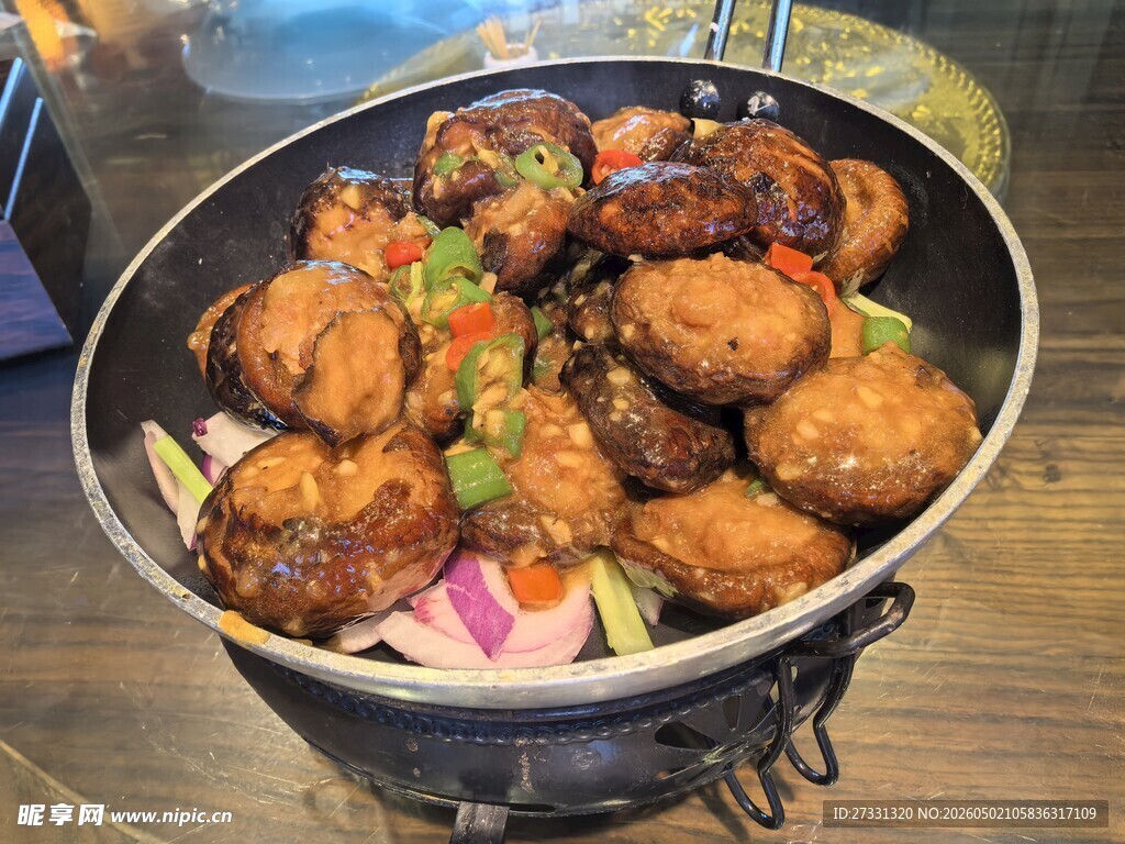美味多彩的炸物拼盘