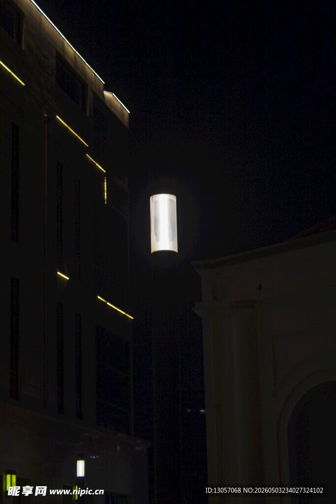 夜晚楼宇灯光景致