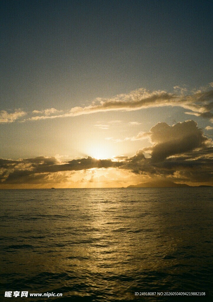 海上日落美景