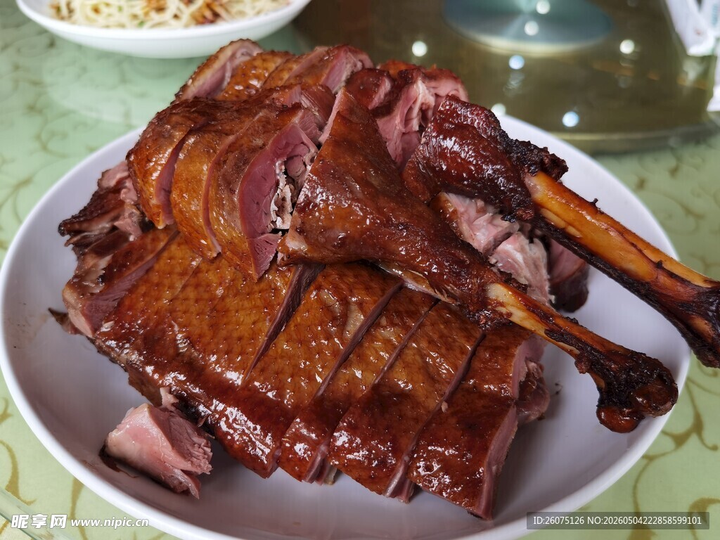 美味烤鸭腿