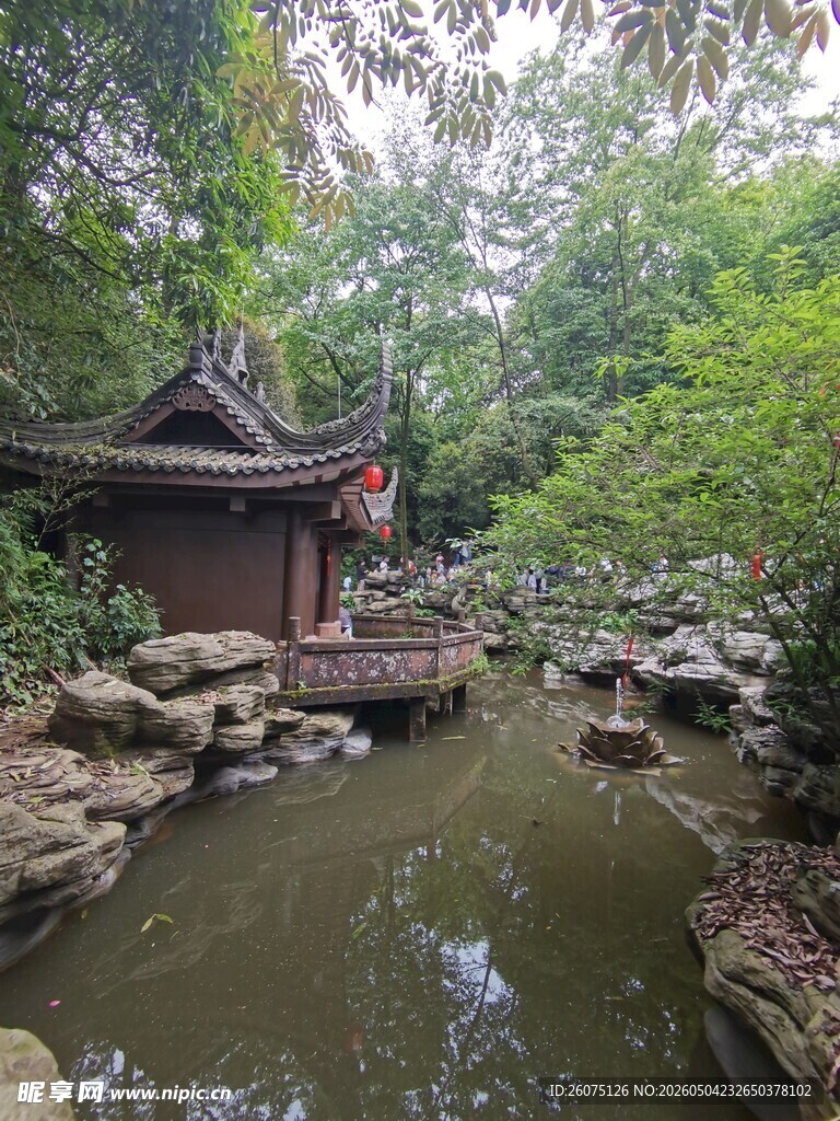 中式园林静谧水景小筑