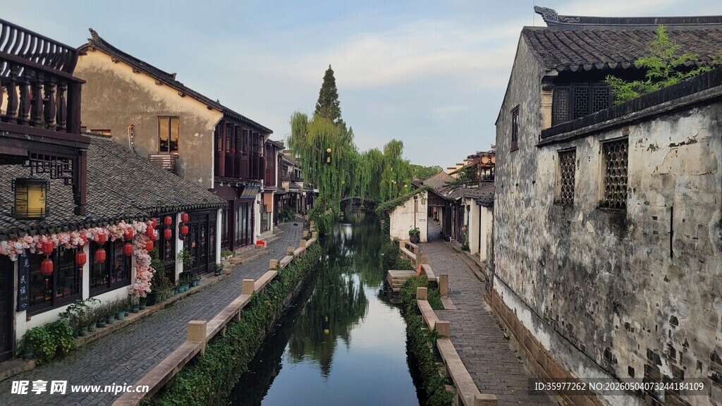 周庄古巷风景