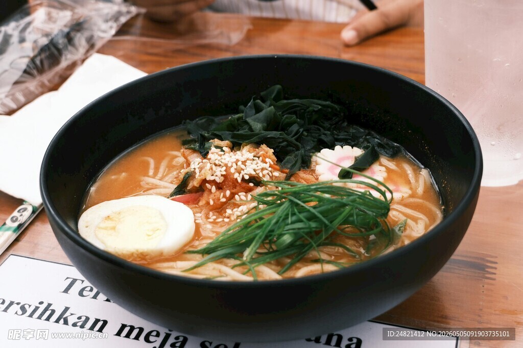 美味日式拉面诱人呈现
