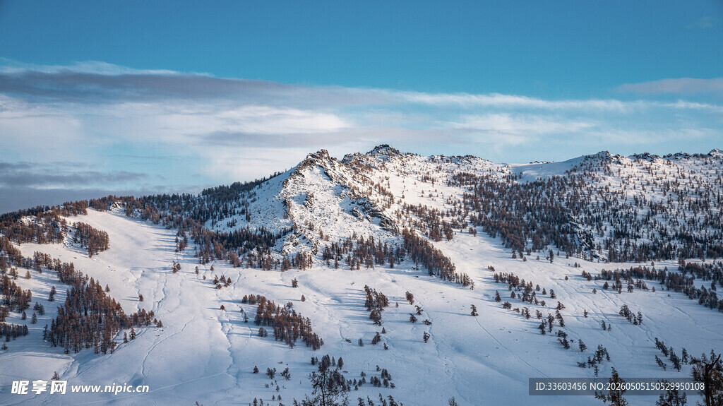 冬日雪山美景