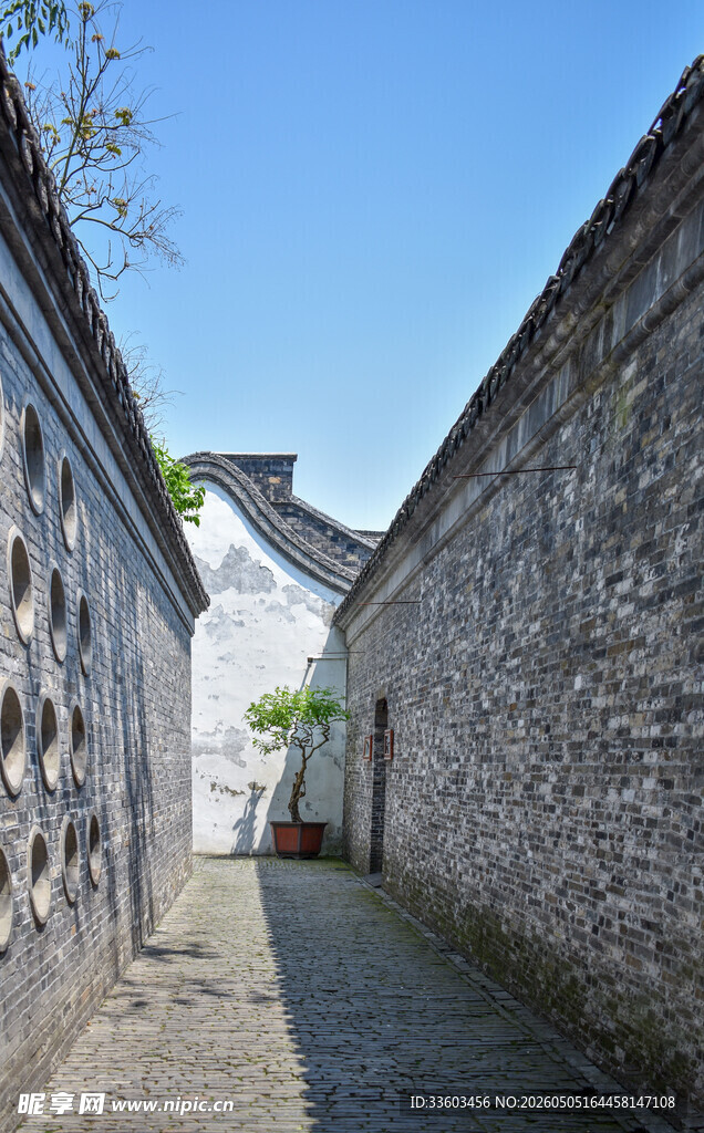 古巷青砖