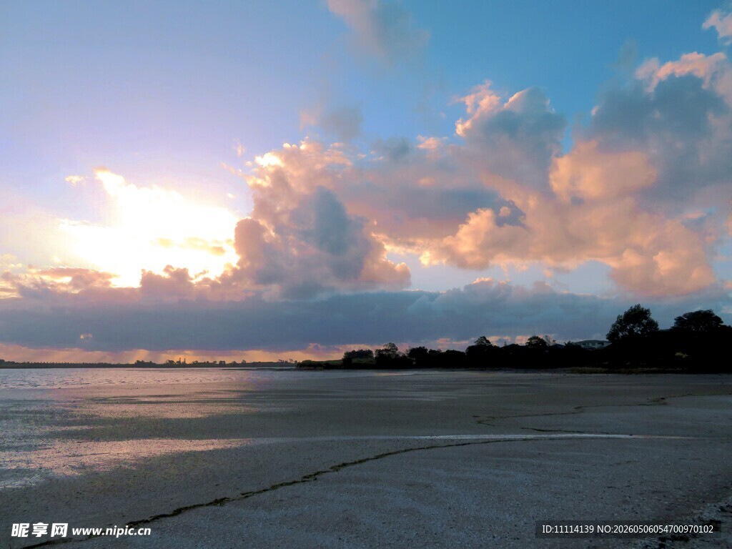 海边日落美景