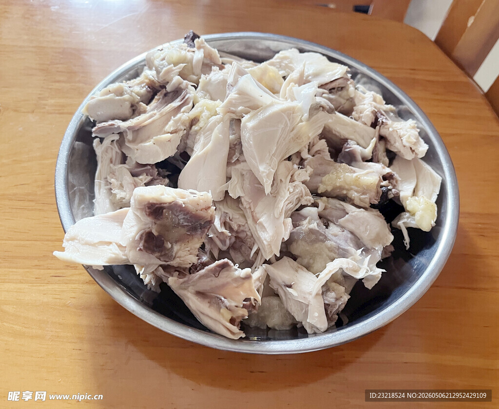 手撕鸡肉