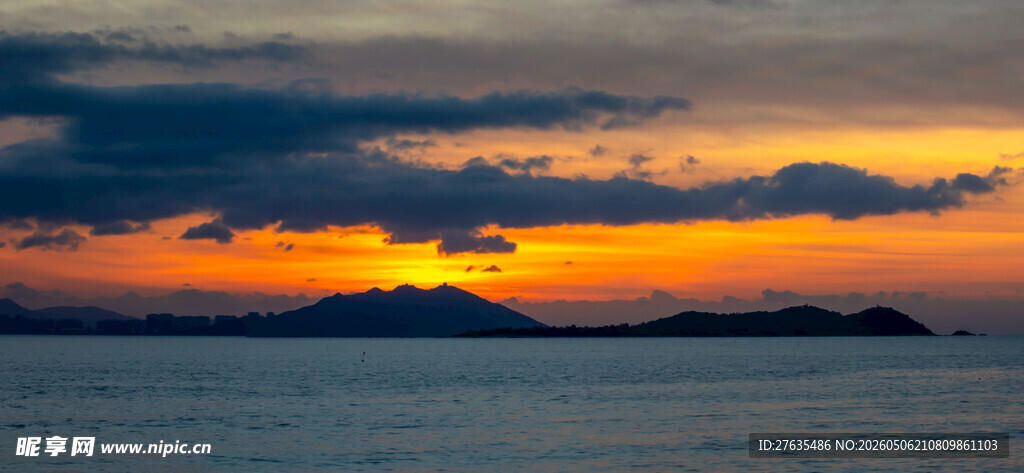 海上日落美景