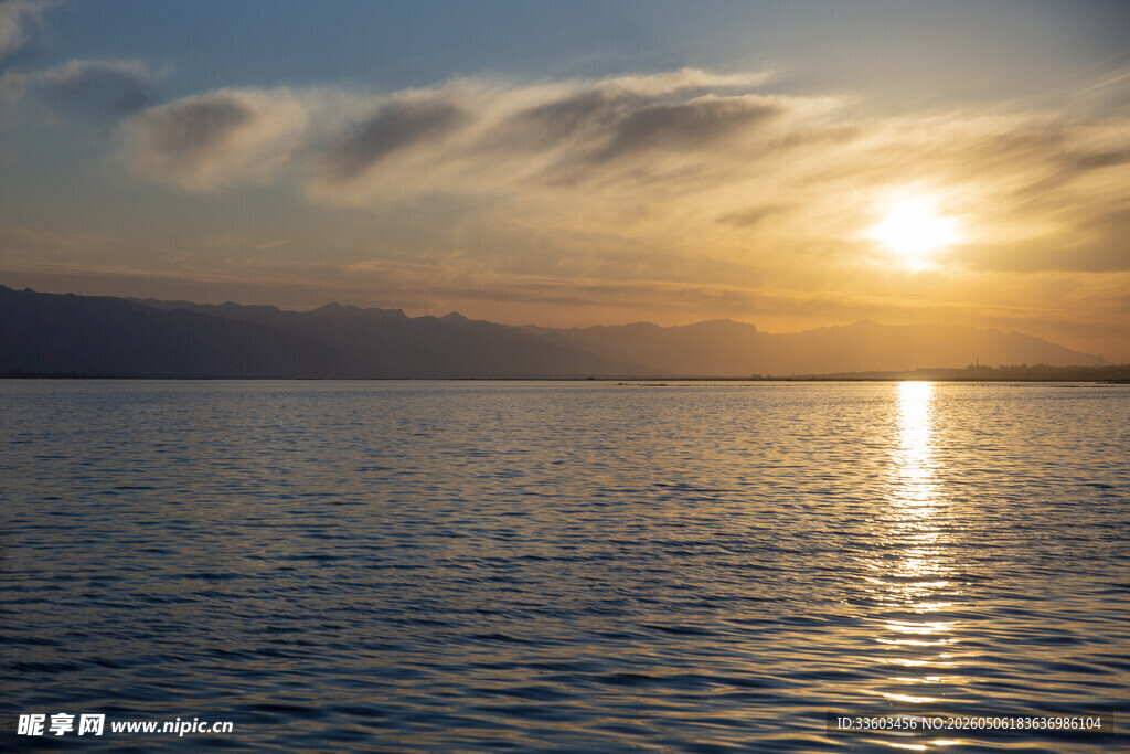 海上日落美景