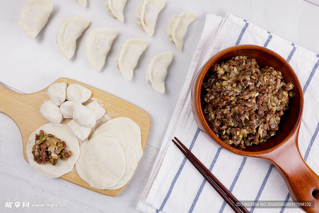 包饺子场景及食材佐料