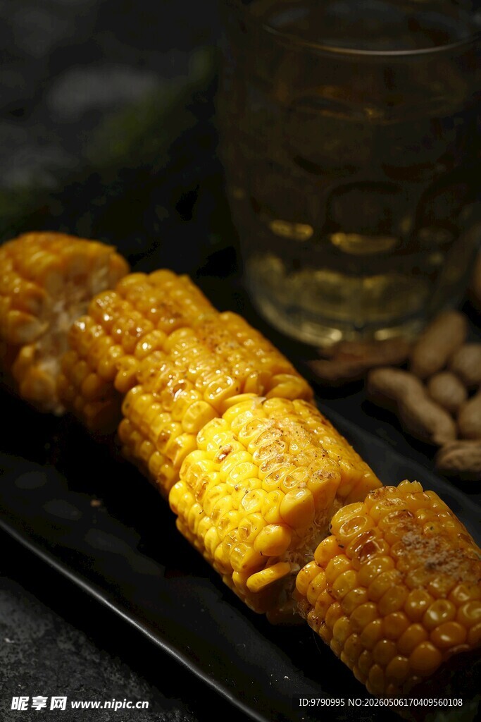 香烤玉米 美味诱人