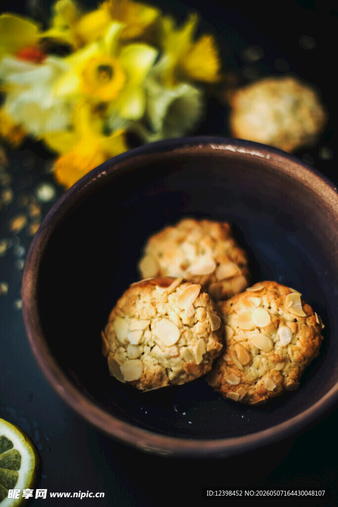 美味酥脆的自制小饼干