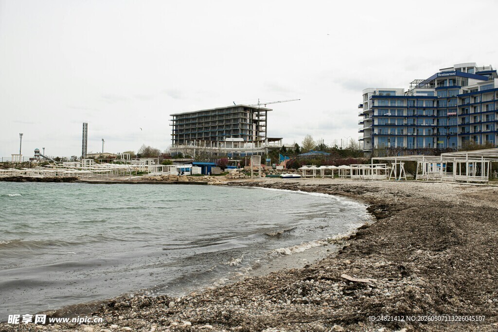 海滨城市的建筑与海岸线